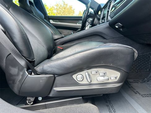 Used 2015 Porsche Panamera GTS image 42