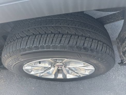 Used 2019 GMC Sierra 1500 SLT w/ SLT Premium Plus Package RWD image 10