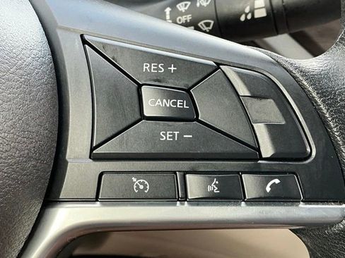 Used 2025 Nissan Altima 2.5 SV FWD image 26