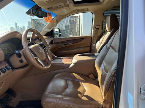 Used 2015 Cadillac Escalade ESV Platinum AWD/4WD image 18