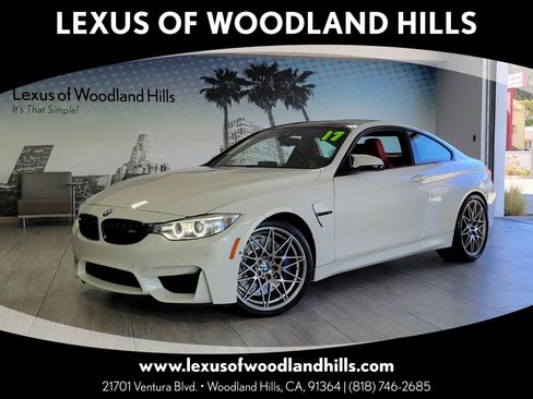 Used 2017 BMW M4 Coupe image 1