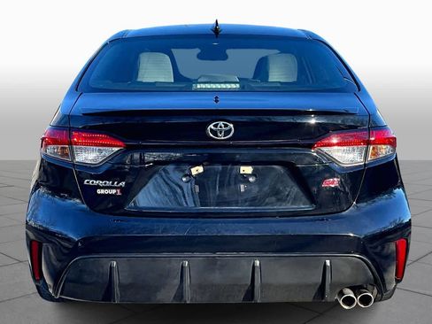 Used 2023 Toyota Corolla SE w/ SE Premium Package image 5