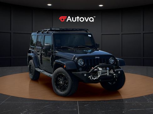 Used 2014 Jeep Wrangler Unlimited Sahara w/ Dual Top Group AWD/4WD image 7