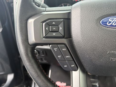 Used 2019 Ford F150 XLT w/ Equipment Group 302A Luxury AWD/4WD image 18