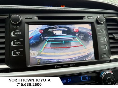 Used 2019 Toyota Highlander XLE w/ Protection Package #3 AWD/4WD image 10