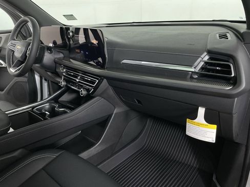 New 2026 Chevrolet Traverse LT w/ Sun and Wheel Package image 29