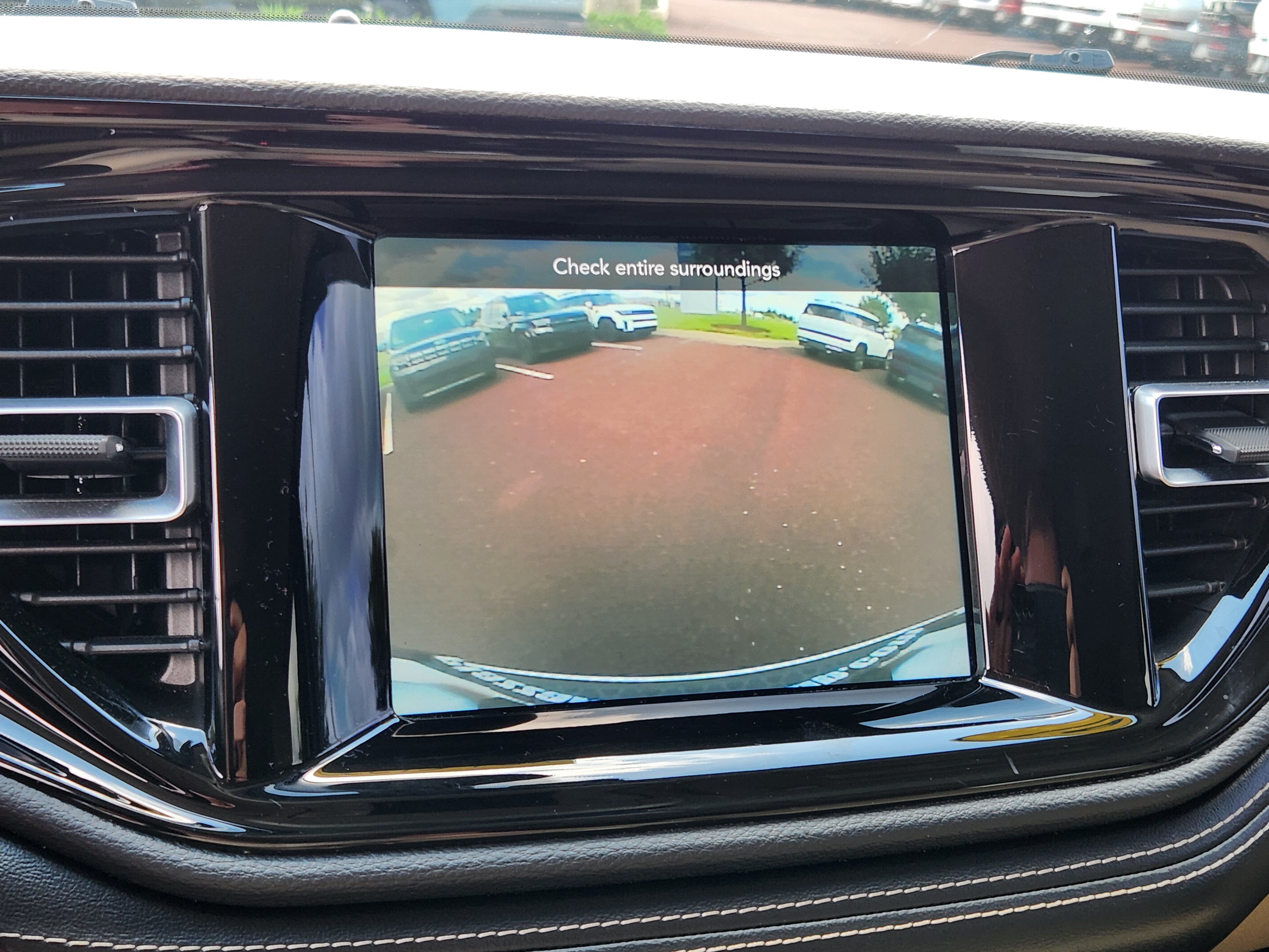 Used 2021 Dodge Durango SXT AWD/4WD image 24