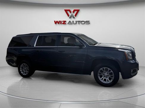Used 2019 GMC Yukon XL SLT w/ Open Road Package image 7