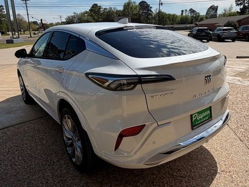 New 2026 Buick Envista Avenir FWD image 5