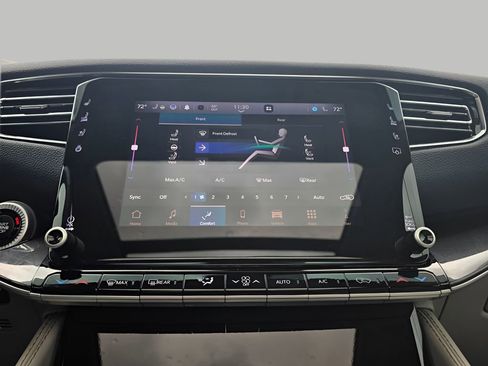 Used 2024 Jeep Wagoneer 4WD w/ Premium Group I image 29