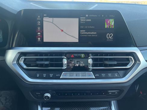 Used 2022 BMW M4 xDrive Competition image 10