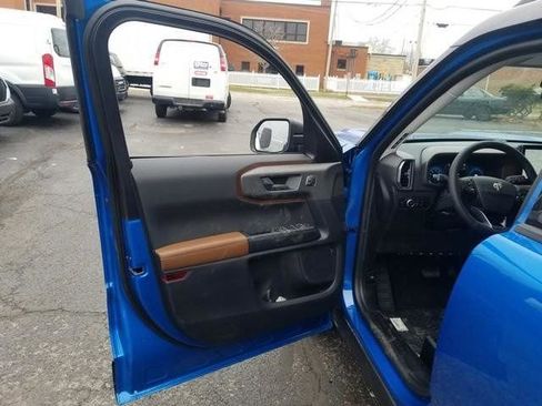 New 2025 Ford Bronco Sport Outer Banks w/ Outer Banks Tech Package+ image 14