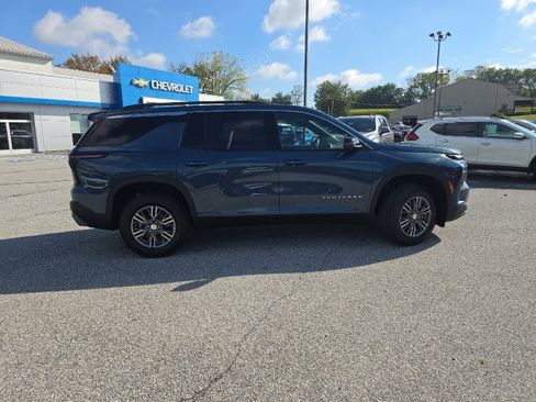New 2026 Chevrolet Traverse LT image 11