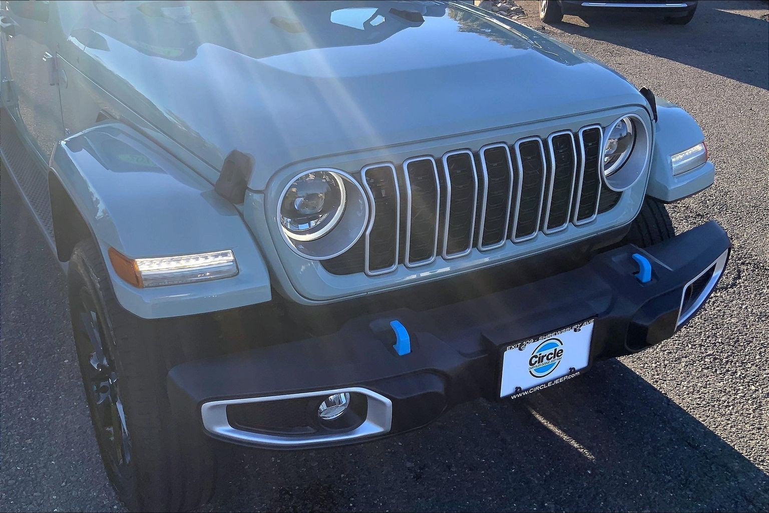 Certified 2024 Jeep Wrangler Unlimited Sahara w/ Safety Group AWD/4WD image 29