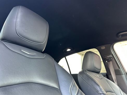 Used 2023 Cadillac XT4 Premium Luxury AWD/4WD image 17