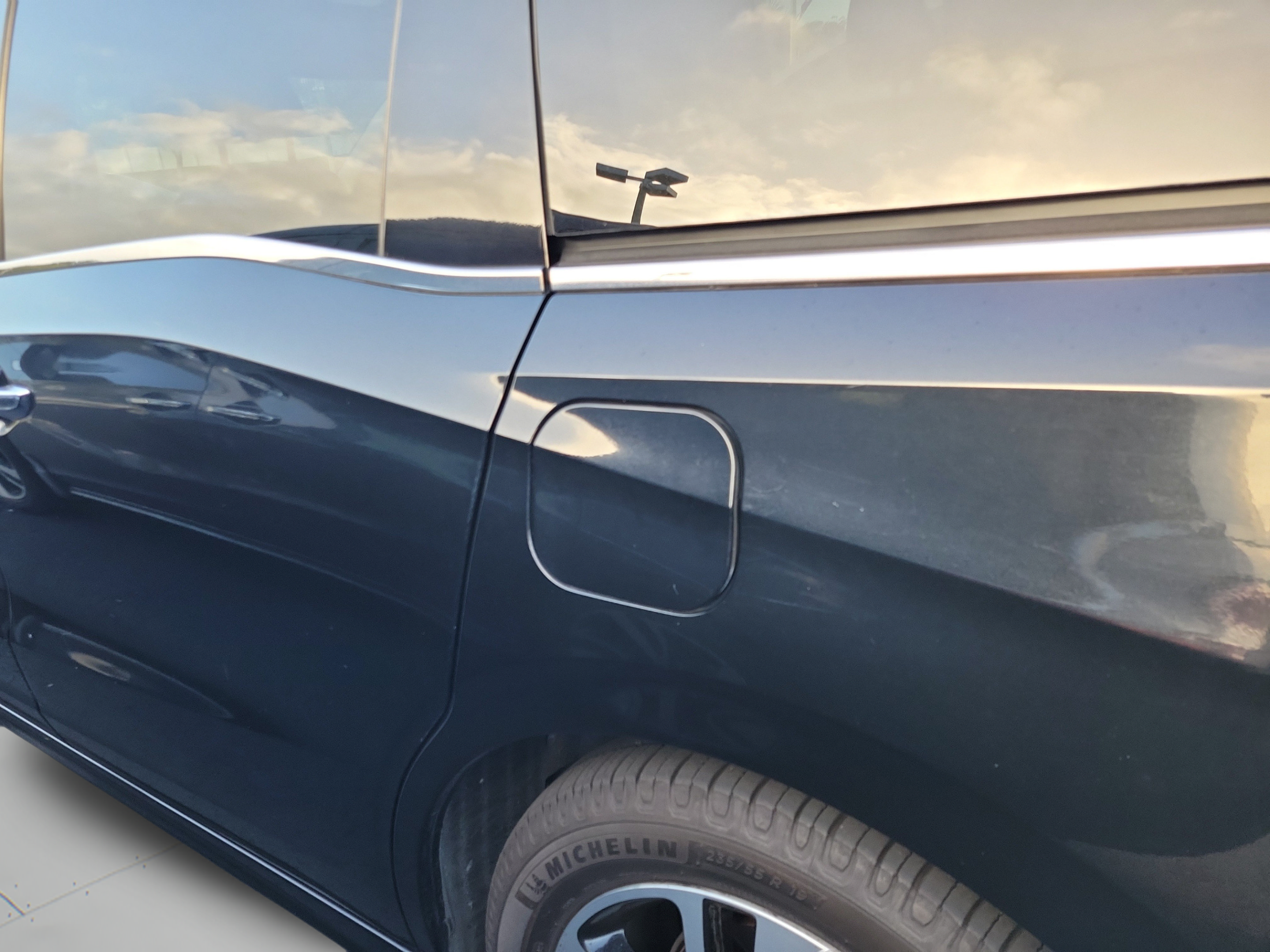 Used 2019 Honda Odyssey Elite image 25