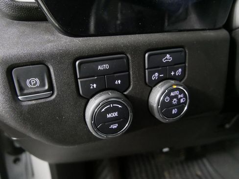 Used 2025 Chevrolet Silverado 1500 RST w/ Convenience Package II AWD/4WD image 19