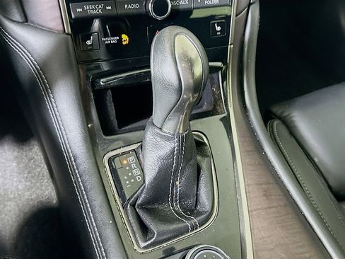 Used 2017 INFINITI Q50 Red Sport 400 image 25