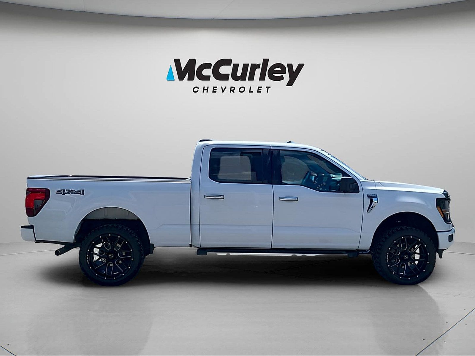 Used 2024 Ford F150 XLT w/ Tow/Haul Package AWD/4WD image 8