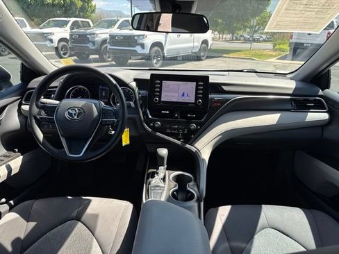 Used 2022 Toyota Camry LE w/ Carpet Mat Package (TMS) FWD image 11