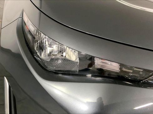 Used 2025 Kia Soul LX w/ LX Technology Package FWD image 26