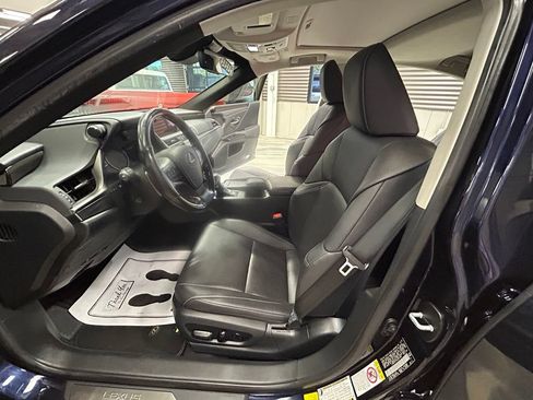 Used 2019 Lexus ES 300h w/ Premium Package FWD image 55
