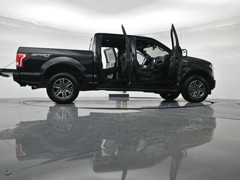 Used 2017 Ford F150 XLT w/ Equipment Group 302A Luxury AWD/4WD image 53