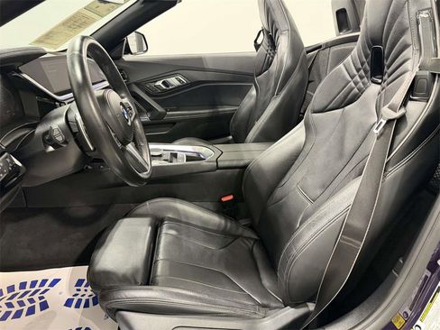 Used 2023 BMW Z4 sDrive30i w/ Driving Assistance Package image 12