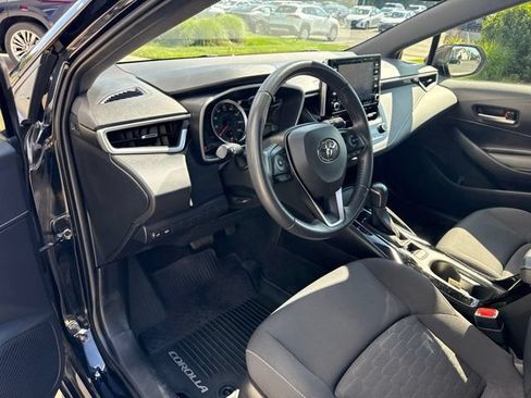 Used 2020 Toyota Corolla SE w/ SE Preferred Package FWD image 14