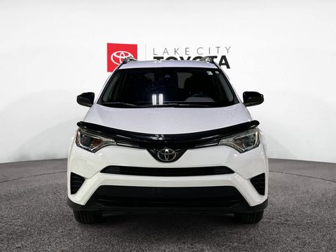 Used 2017 Toyota RAV4 LE image 11