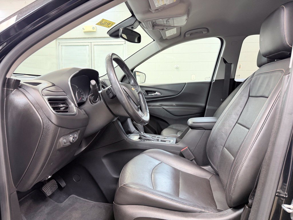 Used 2021 Chevrolet Equinox Premier FWD image 16