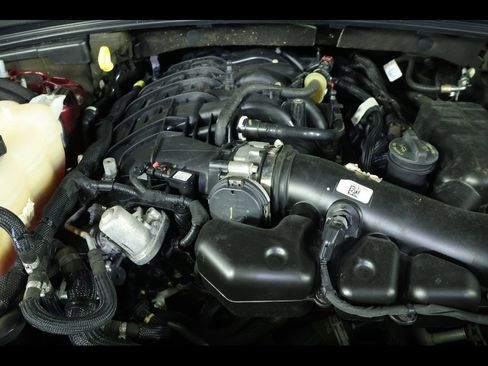 Used 2022 Jeep Grand Cherokee Limited image 20