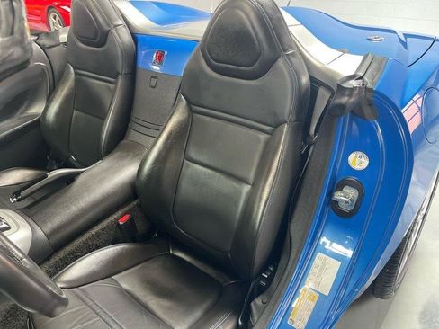 Used 2009 Saturn Sky Hydro Blue RWD image 33