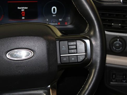 Certified 2023 Ford Expedition Platinum image 17