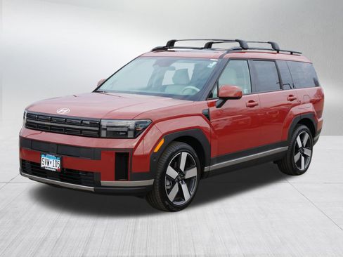 Used 2025 Hyundai Santa Fe Limited image 3