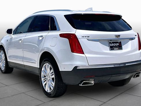 Used 2017 Cadillac XT5 Premium Luxury w/ Driver Assist Package FWD image 12