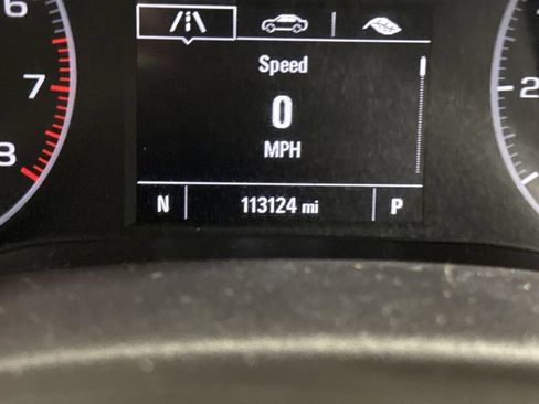 Used 2019 Chevrolet Cruze LT FWD image 13