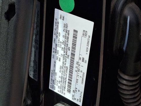 Used 2020 Ford Escape SE Sport image 27