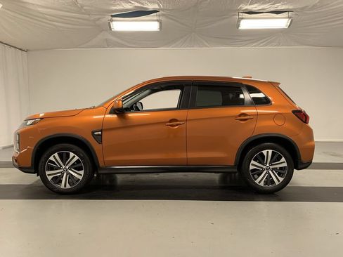 Used 2020 Mitsubishi Outlander Sport ES AWD/4WD image 3