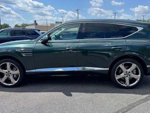 Used 2024 Genesis GV80 3.5T Advanced AWD/4WD image 4