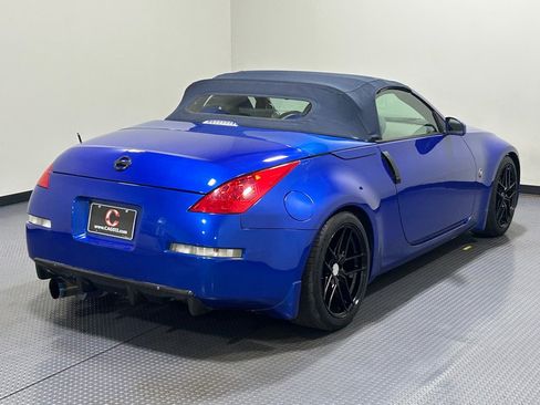 Used 2006 Nissan 350Z Touring image 9