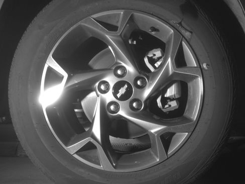 Used 2025 Chevrolet Trax LT FWD image 13