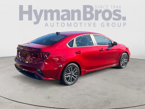 Certified 2024 Kia Forte GT-Line image 3