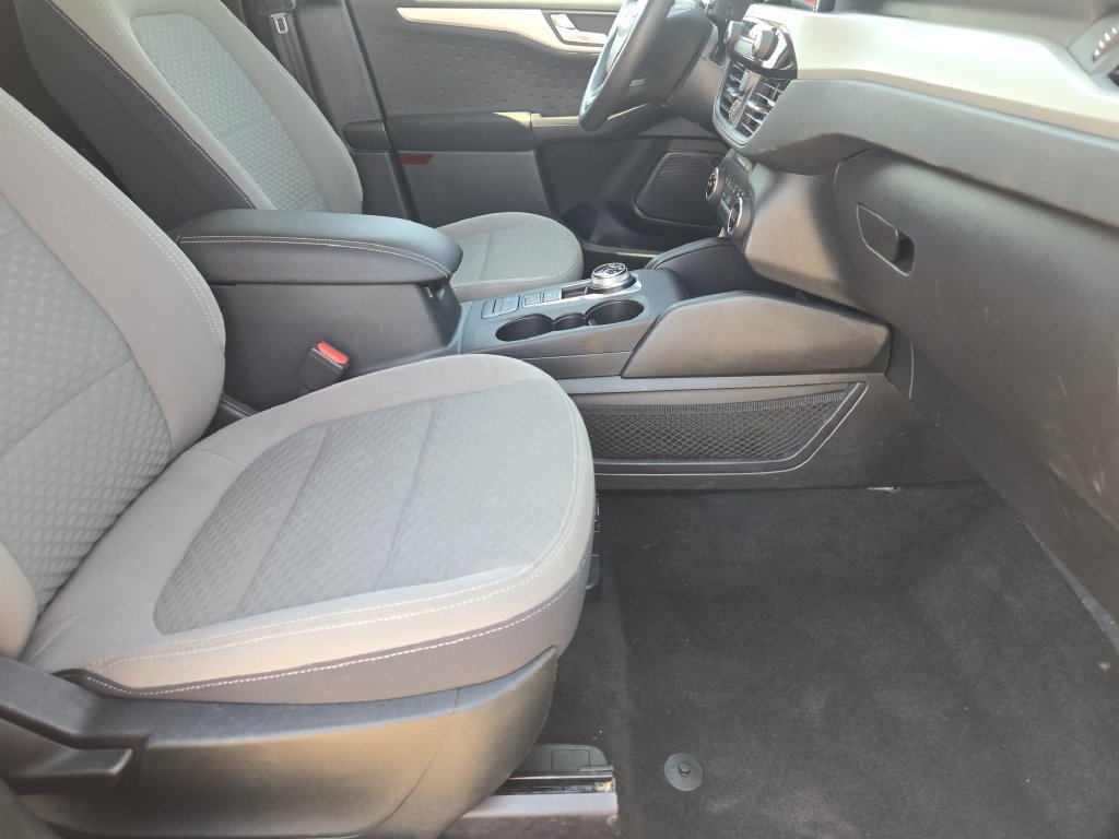 Used 2020 Ford Escape SE FWD image 15