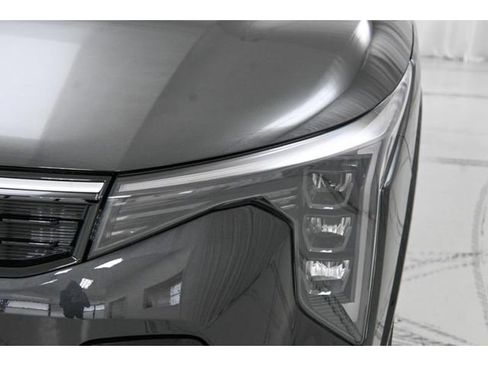 New 2025 Kia K4 GT-Line image 9