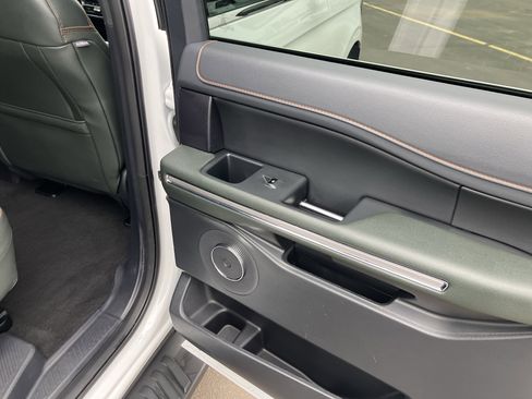 Used 2024 Ford Expedition Timberline image 12