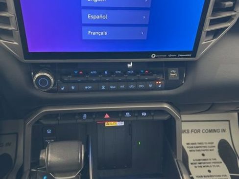 Used 2023 Toyota Tundra Limited w/ Power Package image 11