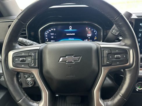 Used 2023 Chevrolet Silverado 1500 RST AWD/4WD image 23