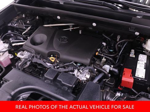 Certified 2022 Toyota RAV4 LE FWD image 17