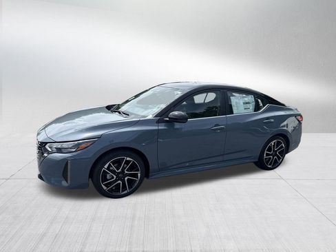 New 2025 Nissan Sentra SR FWD image 7